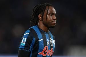 记者：亚特兰大可能整个赛季都将卢克曼排除出阵容，仍要价5500万